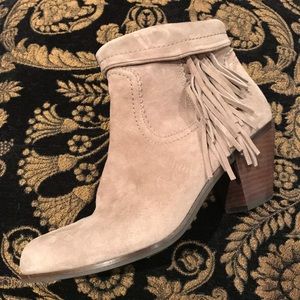 Size 9 suede fringe boots in excellent condition.